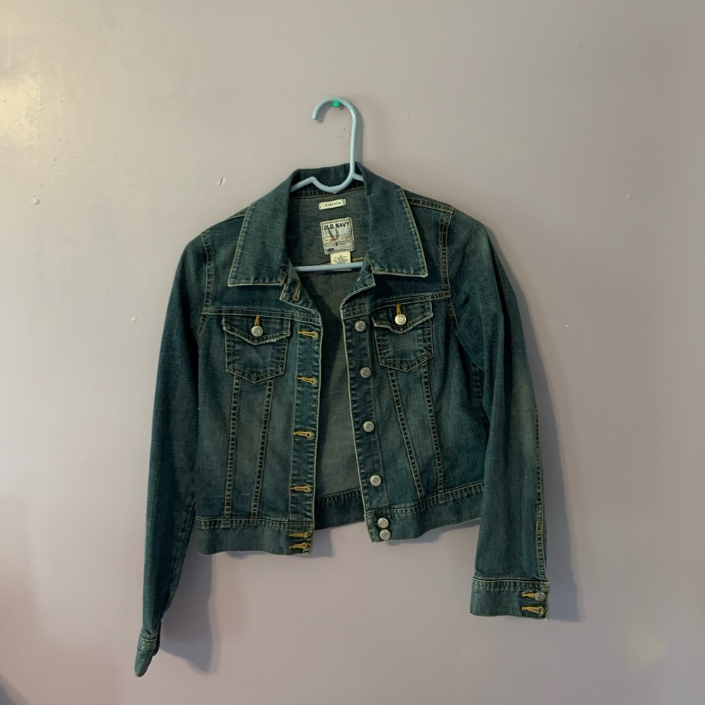 Women’s long sleeve jean jacket